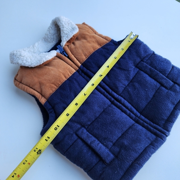 Old Navy Soft Curderoy Puffer Vest Baby Boys Full Zip Blue Brown Sz 6- 12 Mos - Picture 6 of 9